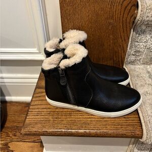 Women's Black Shearling Ankle Boots
